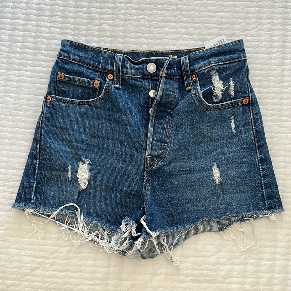 Levi’s denim shorts